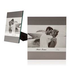 מסגרת לתמונה ממתכת בעיצוב קלאסי