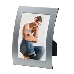 מסגרת לתמונה עשויה ממתכת עם כיסוי פרספקט לתמונה