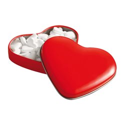 קופסת סוכריות בצורת לב עם סוכריות בטעם מנטה