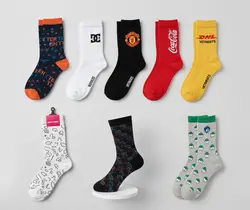 זוג גרביים ממותגות לכנסים אירועים